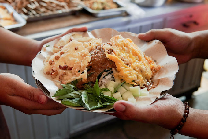 Nasi Pecel Bang Blek (Google Review Pecel Bang Blek Mek 5000)