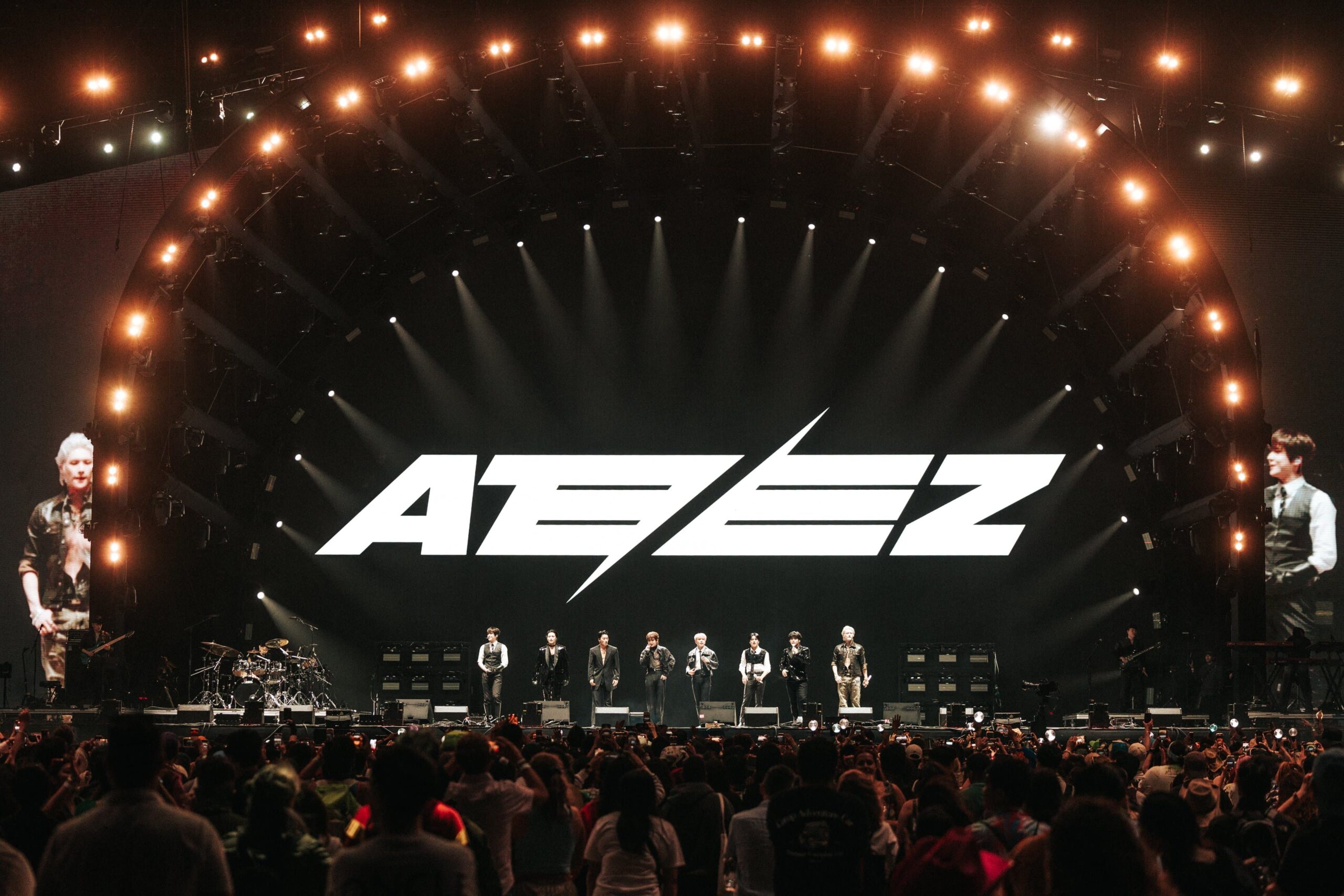 Ateez - Dok. Coachella